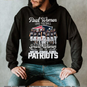 Real Women Love Football, Smart Women Love The Patriots T Shirt