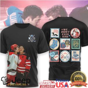 “We Didn't Even Kiss” Funny Hockey Romance Aesthetic Graphic Tee