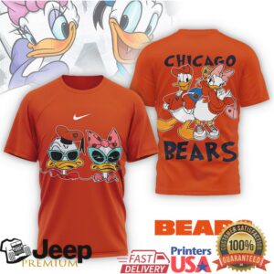 Chicago Bears Disney Characters Donald & Daisy Sports T Shirt Chicago Bears Disney Characters Donald & Daisy Sports T Shirt