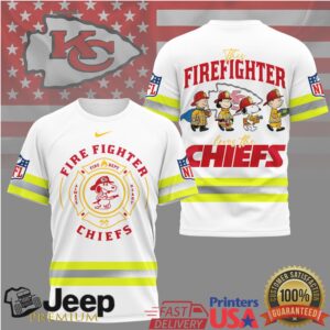Kansas City Chiefs Firefighter Snoopy Reflective Graphic T Shirt