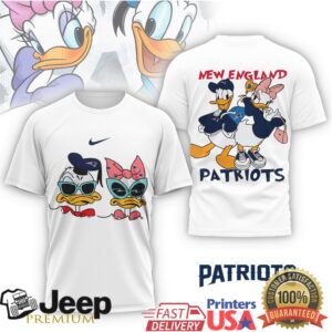 New England Patriots Donald & Daisy Duck Disney Fan T Shirt New England Patriots Donald & Daisy Duck Disney Fan T Shirt
