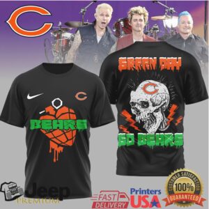 Chicago Bears x Green Day American Idiot Drip Heart Skull Football T Shirt Chicago Bears x Green Day American Idiot Drip Heart Skull Football T Shirt