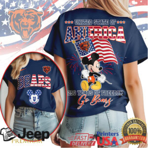 Mickey Mouse Chicago Bears 250 Years Of Freedom USA Flag T Shirt