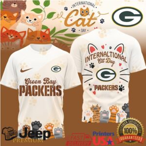 NFL Green Bay Packers International Cat Day Paw Print Graphic T Shirt