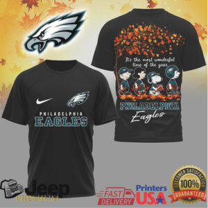 Philadelphia Eagles Snoopy Charlie Brown Autumn Fall Season Fan T Shirt