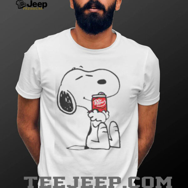 Cute Snoopy Hugs Dr Pepper T Shirt