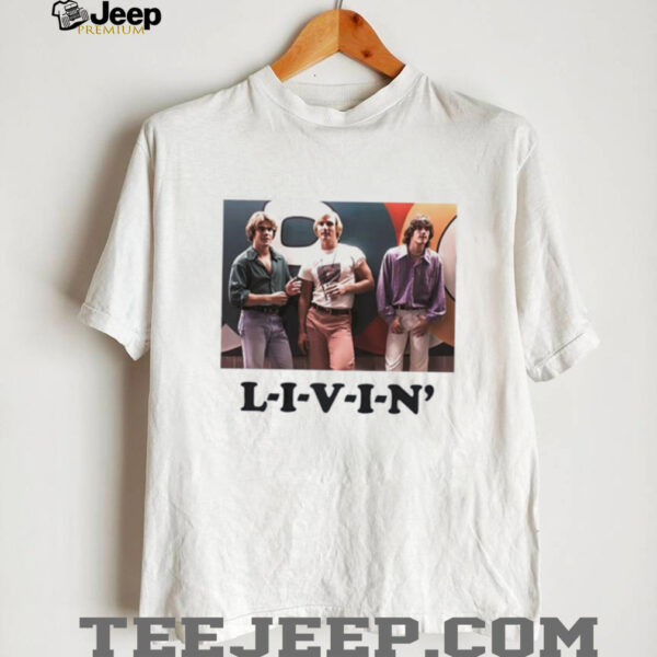 Dazed and Confused BIOWORLD L I V I N shirt