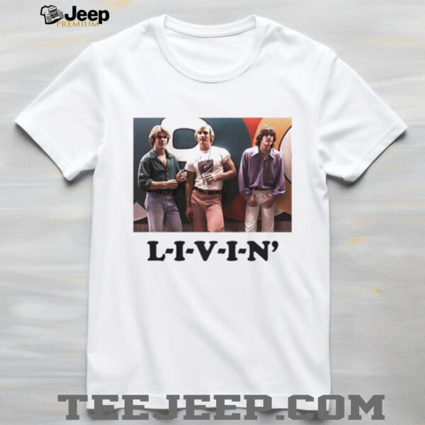 Dazed and Confused BIOWORLD L I V I N shirt