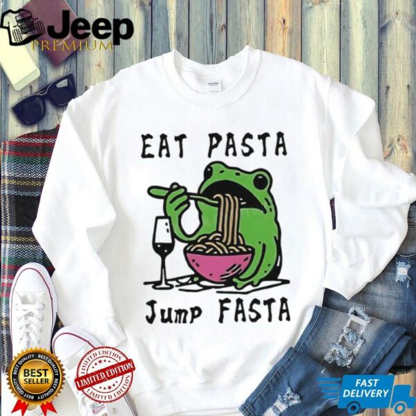 Frog eat pasta jump fasta shirt