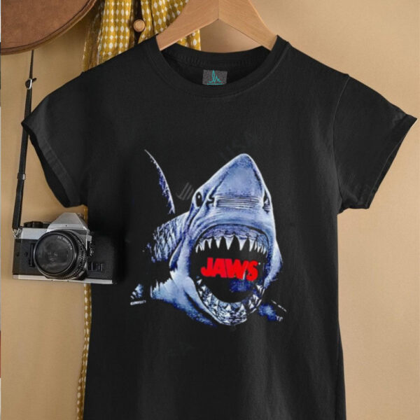 Jaws Shark retro shirt