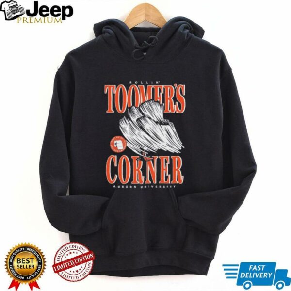Official Auburn Tigers Rollin’ Toomer’s Corner Meet Me At College And Magnolia T shirts