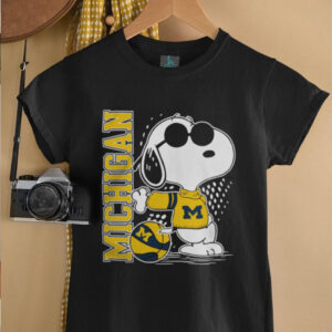Peanuts Snoopy Michigan Wolverines Basketball 2025 Shirt