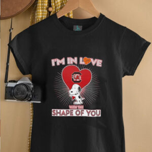 Snoopy Im in love with the shape of you South Carolina Gamecocks basketball shirt3