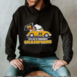 Snoopy driving Michigan Wolverines 2025 B10 Tournament Champions shirt0