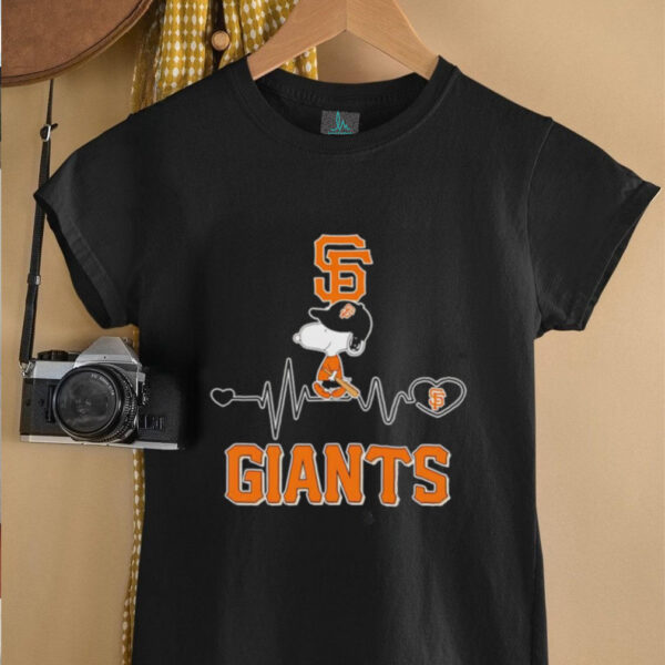 Snoopy heartbeat San Francisco Giants shirt