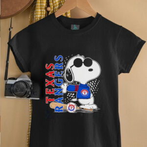 Snoopy pose Texas Rangers baseball shirt2
