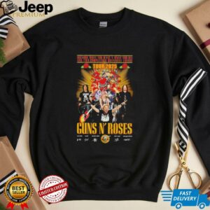 Tour 2025 Guns N Roses signatures shirt4