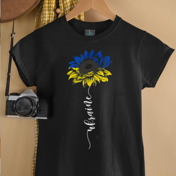 Ukraine Flag Sunflower Vintage Ukrainian Support Ukraine T Shirt