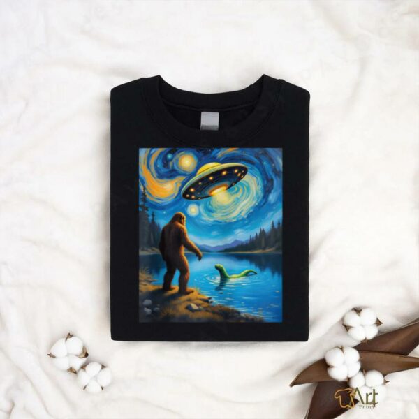 Van Gogh Bigfoot UFO Encounter Adventure Extraterrestrial Shirt