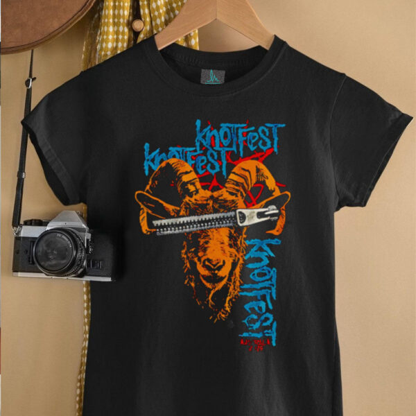 Zipper Face Goat Faded shirt