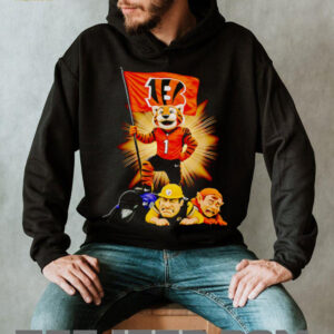 Cincinnati Bengals mascot standing with flag shirt