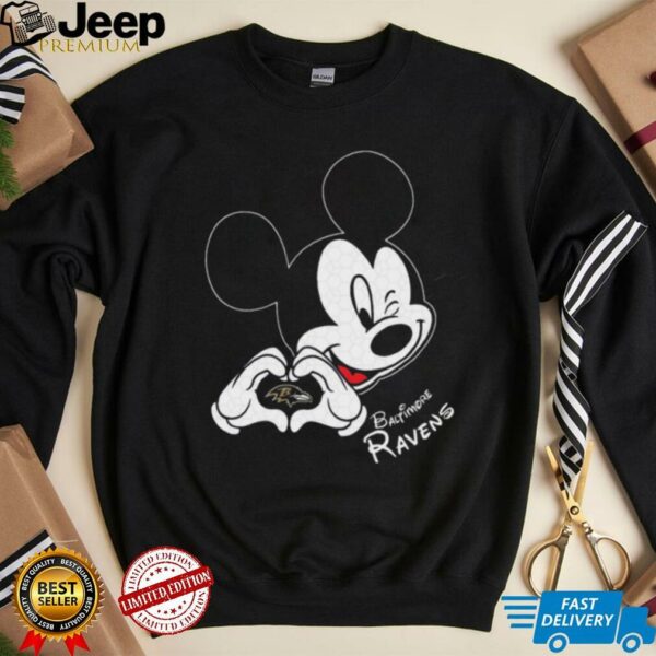 Mickey Mouse Love for Baltimore Ravens Shirt