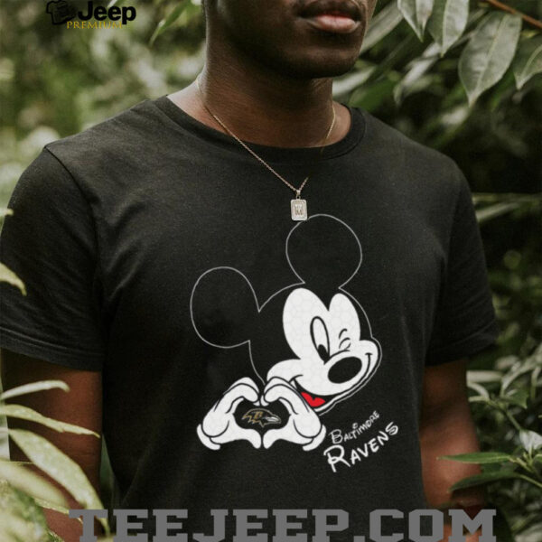Mickey Mouse Love for Baltimore Ravens Shirt
