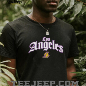 NBA Front Arch Print Regular Fit Los Angeles Lakers Shirt