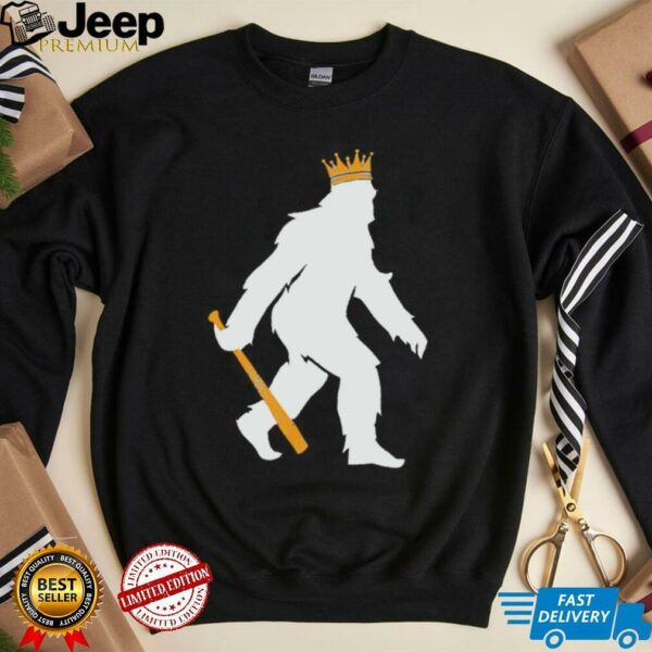 Pasquatch bigfoot crowned Kansas City Royals Baseball MLB shirt
