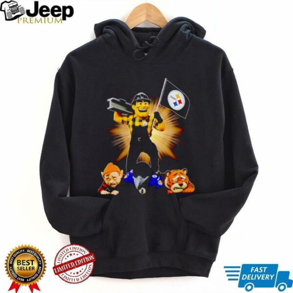 Pittsburgh Steelers mascot standing with flag shirt