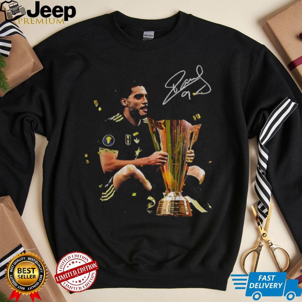 Raúl Jiménez holding Concacaf Gold Cup trophy shirt