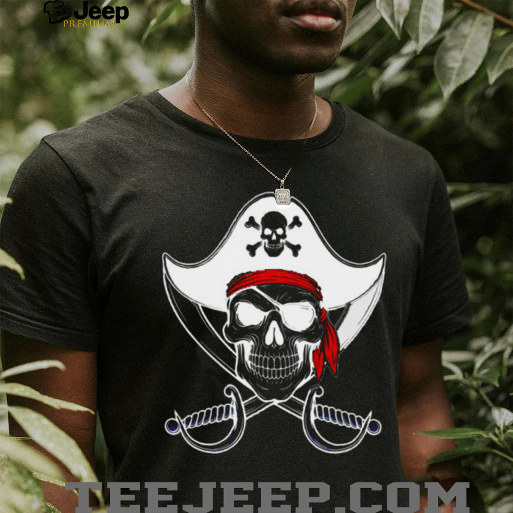 Person confidently wearing the Skull Pirate shirt