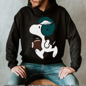 Snoopy Philadelphia Eagles Football Player shirt