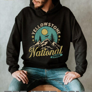 Womens Montana YELLOWSTON NATIONAL PARK Funny Wyoming Shirt