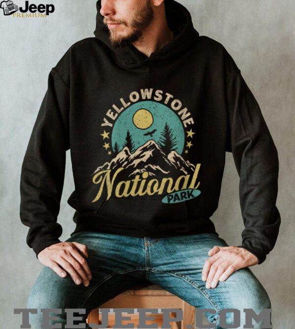 Womens Montana YELLOWSTON NATIONAL PARK Funny Wyoming Shirt
