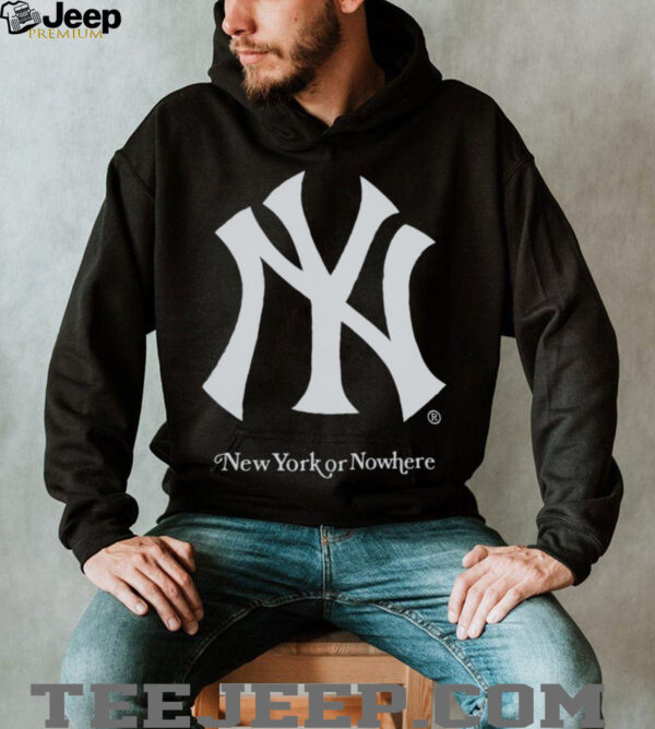 Yankees Southpaw Crewneck Shirt