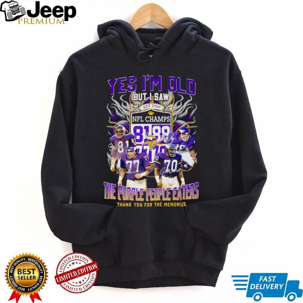 Person wearing the Minnesota Vikings thank you for the memories shirt