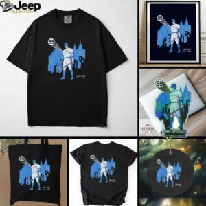 Aaron Judge all rise New York Yankees baseball city skyline shirt