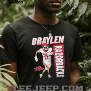 Braylen Russell illustrated Arkansas Razorbacks shirt
