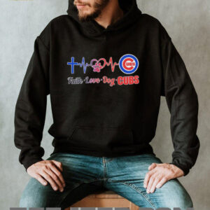 Faith love dog Chicago Cubs heartbeat shirt