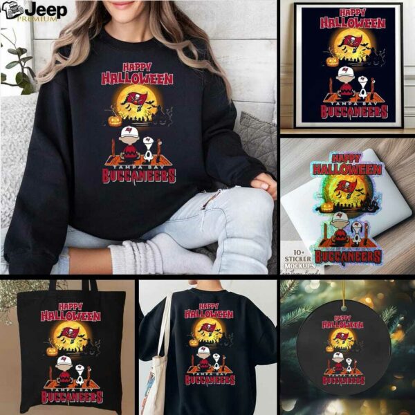 Official Snoopy And Charlie Brown X Tampa Bay Buccaneers Happy Halloween T Shirt
