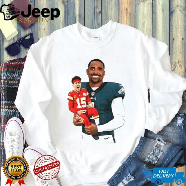 Jalen Hurts Philadelphia Eagles carry Patrick Mahomes Kansas City Chiefs funny Football fan shirt