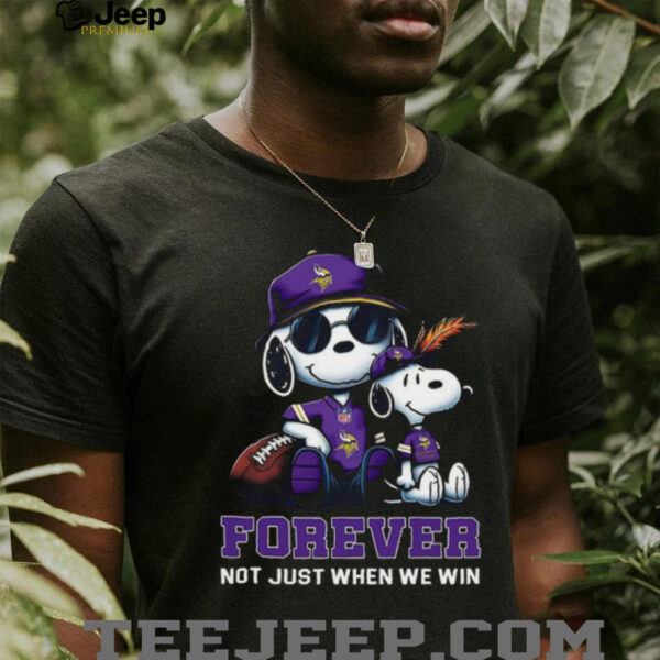 Minnesota Vikings Peanuts Snoopy Forever shirt