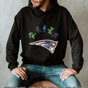 New England Patriots x Grateful Dead night 2025 bears logo shirt