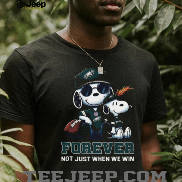 Philadelphia Eagles Peanuts Snoopy Forever shirt