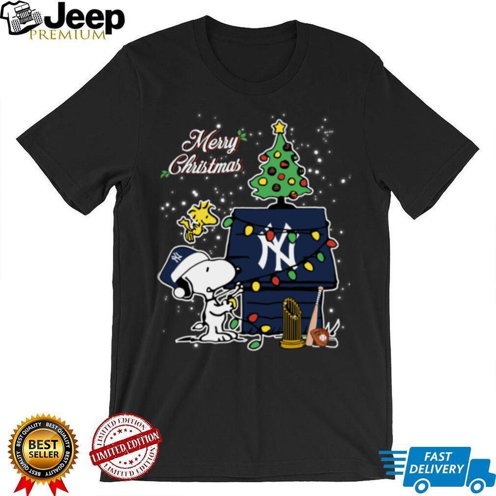 New York Yankees Merry Christmas With Snoopy Baby T Shirt New York Yankees Merry Christmas With Snoopy Baby T Shirt