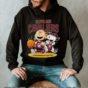 Cleveland Cavaliers X Charlie Brown And Snoopy Playing Basketball Shirt