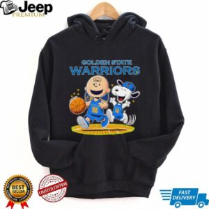 Golden State Warriors X Charlie Brown And Snoopy Playing Basketball Shirt