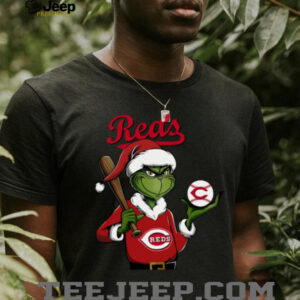 Grinch Santa X Cincinnati Reds Christmas Hold The Ball Tee