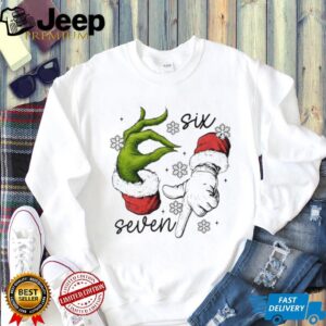 Grinch and Santa Claus hand trending six seven meme Merry Christmas shirt
